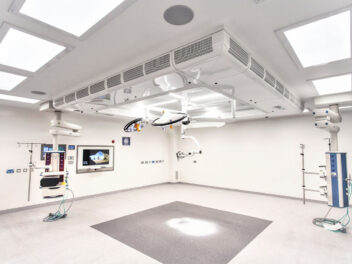 Medical air technology screenless canopy